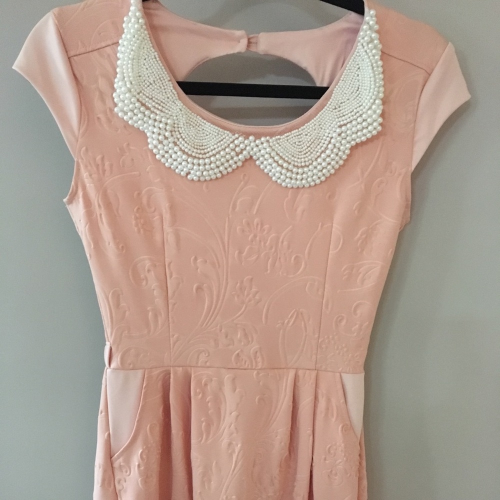Elegant dress